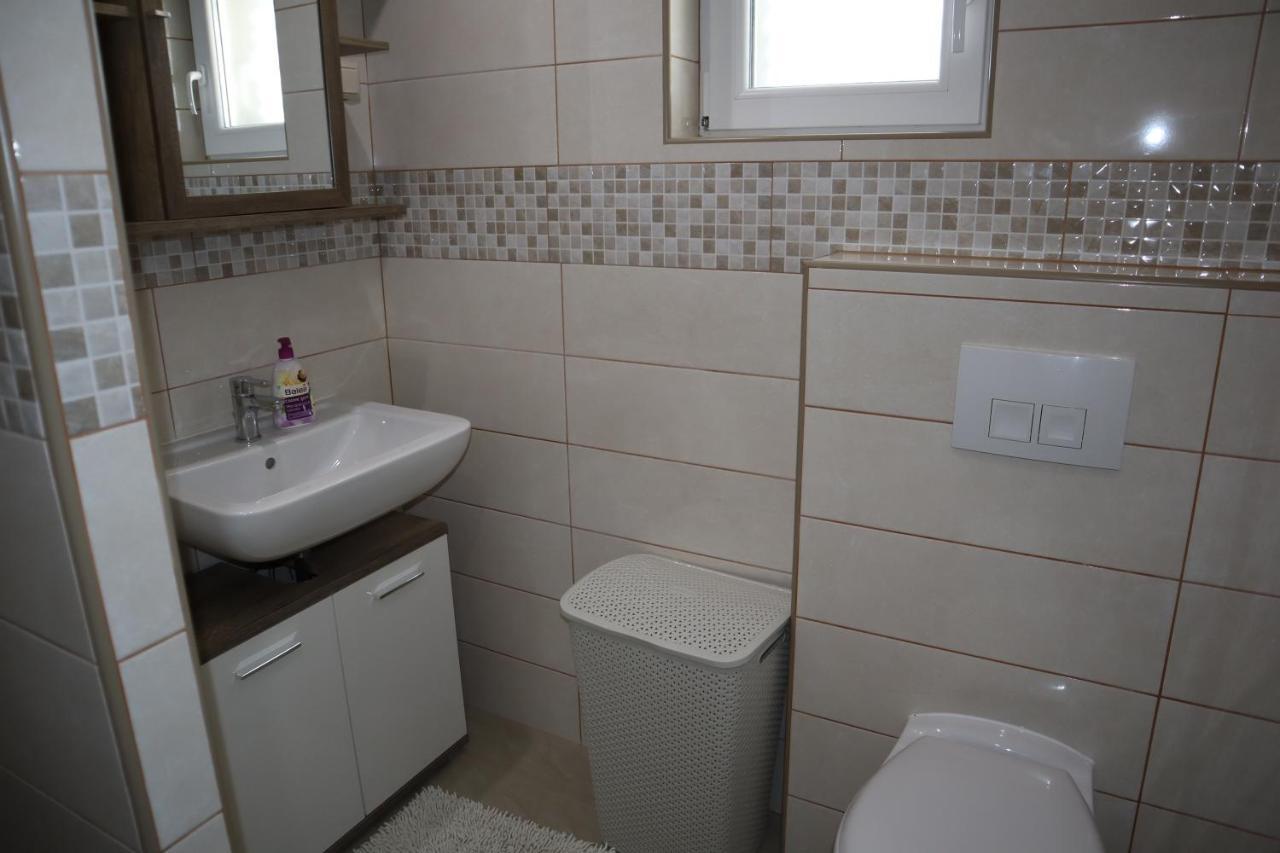 Apartmani Sanja Vir Extérieur photo